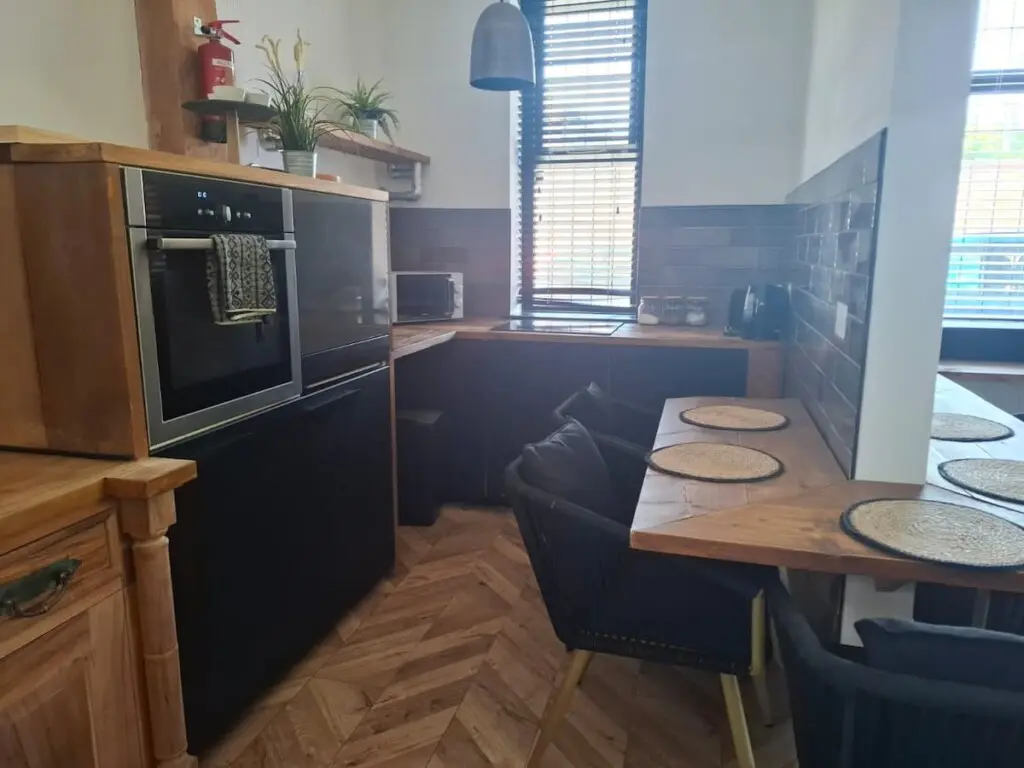 83166619 f476 4f TnF5