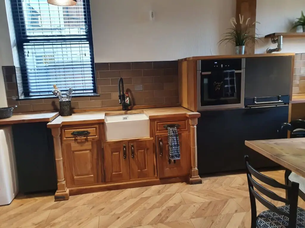 eb2a2c3d 5900 4e 92TQK