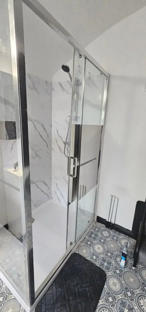 1a64d04a 3f8d 41 KWSDW