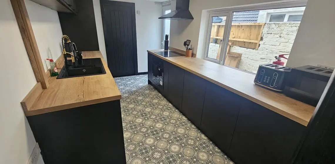 a897c48c 4c2d 43 kcXxK