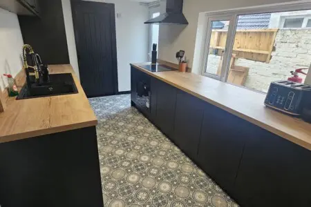 a897c48c 4c2d 43 kcXxK