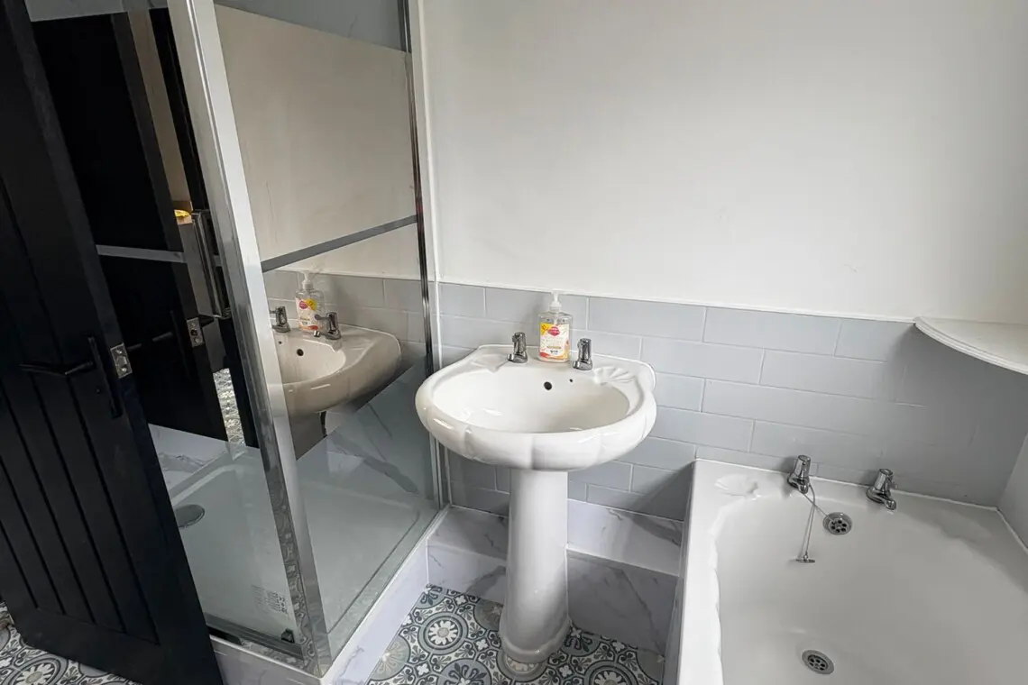 zfmdrmowvagzdls5ww2c