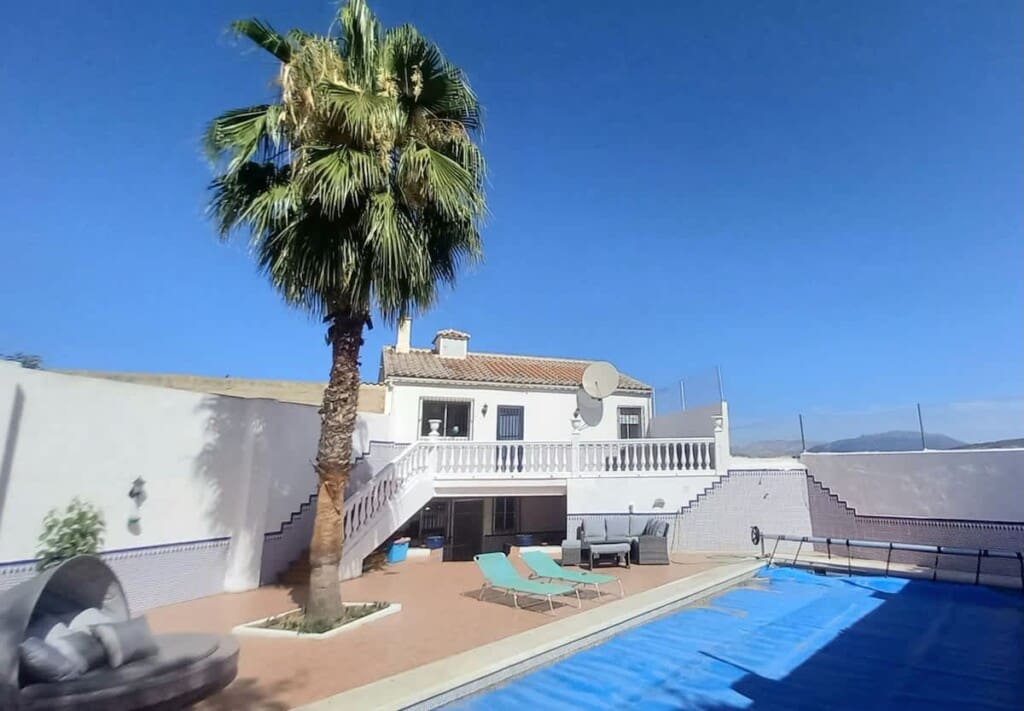 Hosterooo holiday rentals direct booking platform